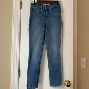 Levi 721 High Rose Skinny Jean
